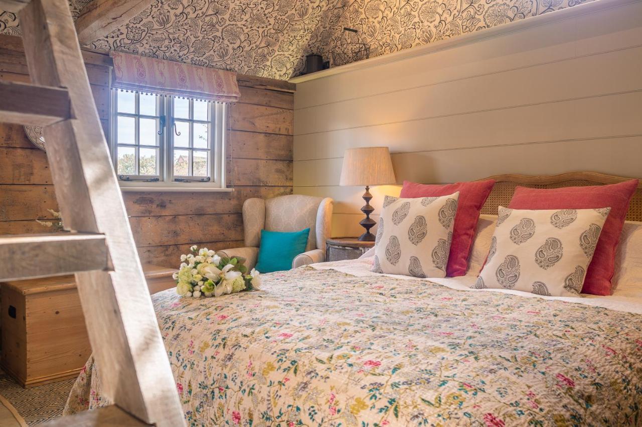 Romantic Cottage In Pretty Village With Great Pubs - Stoke Cartlodge โคล์เชสเตอร์ ภายนอก รูปภาพ