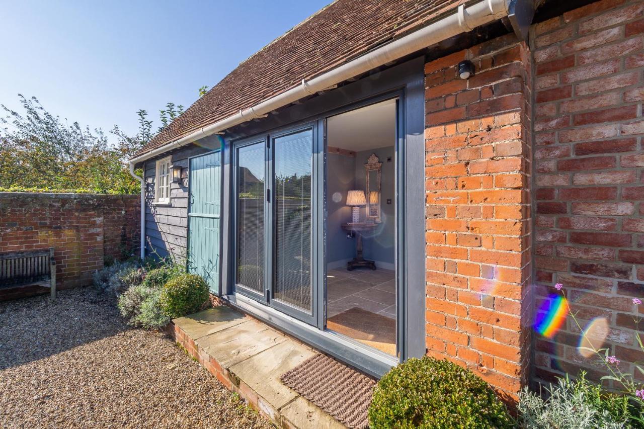 Romantic Cottage In Pretty Village With Great Pubs - Stoke Cartlodge โคล์เชสเตอร์ ภายนอก รูปภาพ