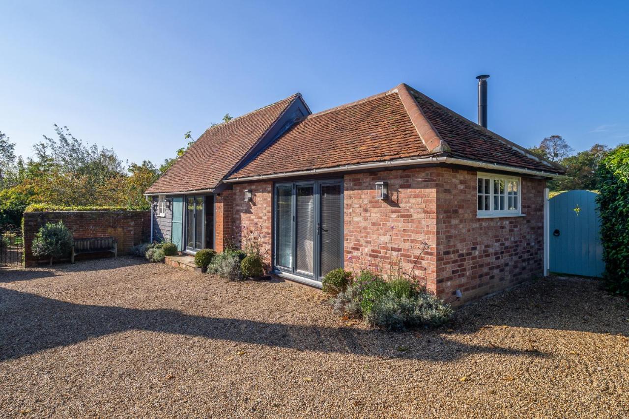 Romantic Cottage In Pretty Village With Great Pubs - Stoke Cartlodge โคล์เชสเตอร์ ภายนอก รูปภาพ